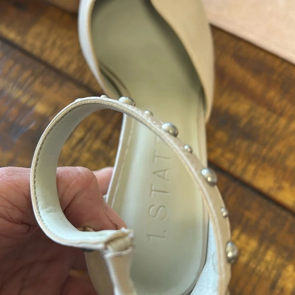 1. State Studded Ankle Strap Leather Heels Neutral Size 8 - Picture 7 of 9